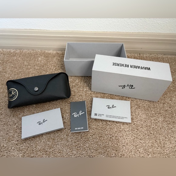 Ray-Ban Wayfarer Reverse RBR0502S - Picture 9 of 12